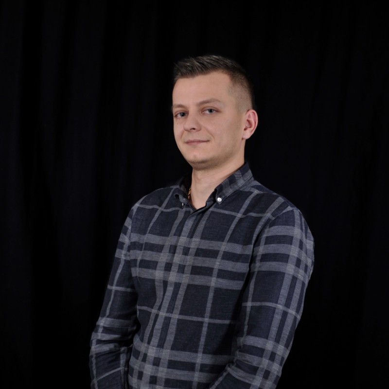 Igli Hoxha - Senior Software Engineer
